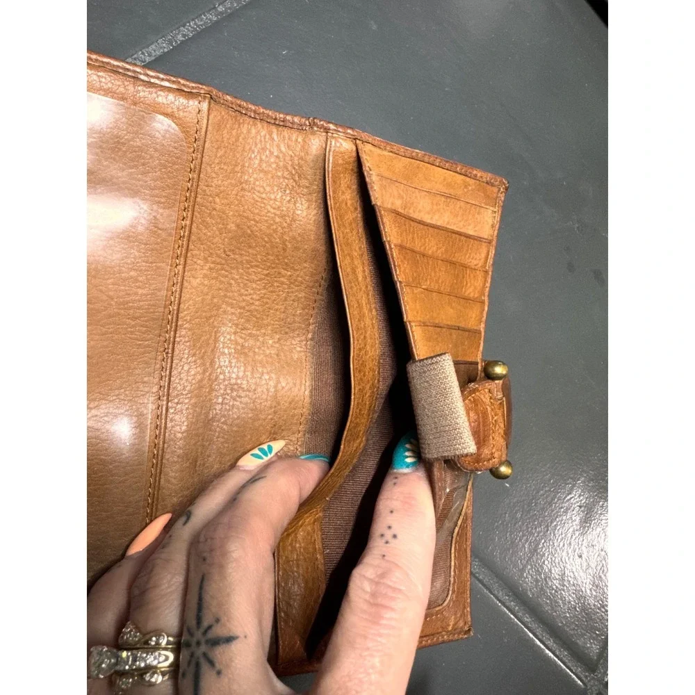 Fossil Vintage Weathered Worn Leather Bifold Clutch Wallet Cognac Brass Hardware
